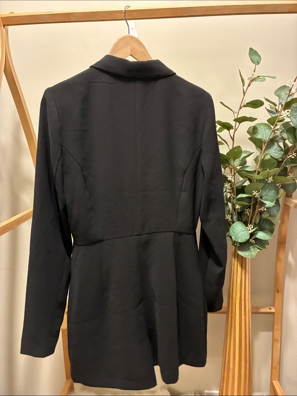 Dynamite Black Rushed Blazer Dress - Picture 4 of 4